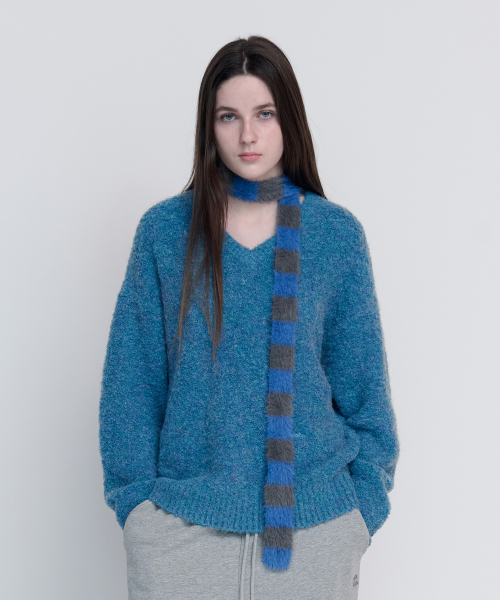 LOOSE FIT V NECK KNIT BLUE