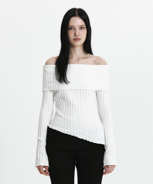 C ASYMMETRIC OFF-SHOULDER KNIT TOP_WHITE