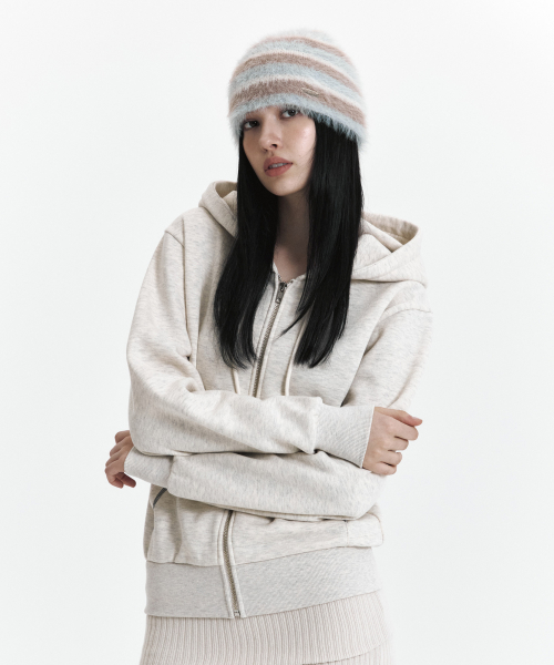 C HAIRY BEANIE_LIGHT BLUE