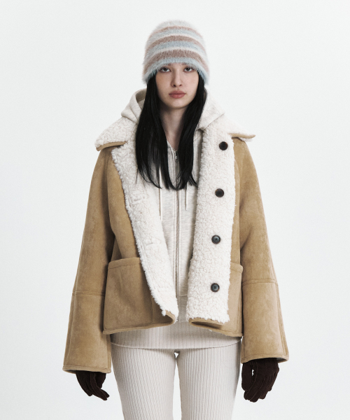 C FUR REVERSIBLE MUSTANG_BEIGE
