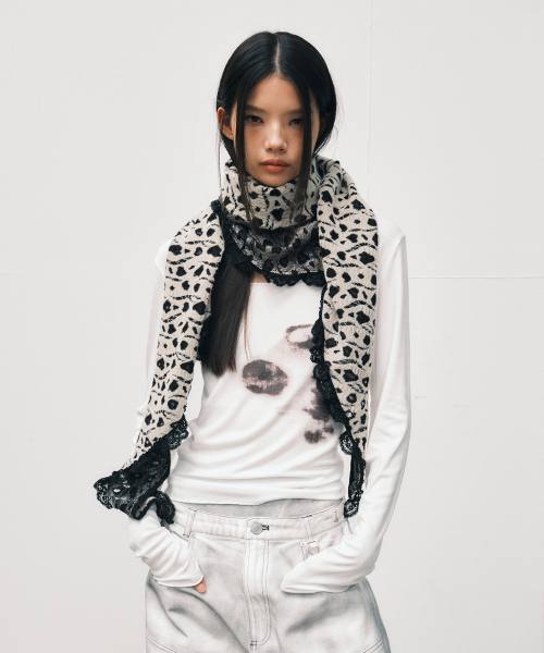 Lace Fleece Shawl Muffler_ Leopard