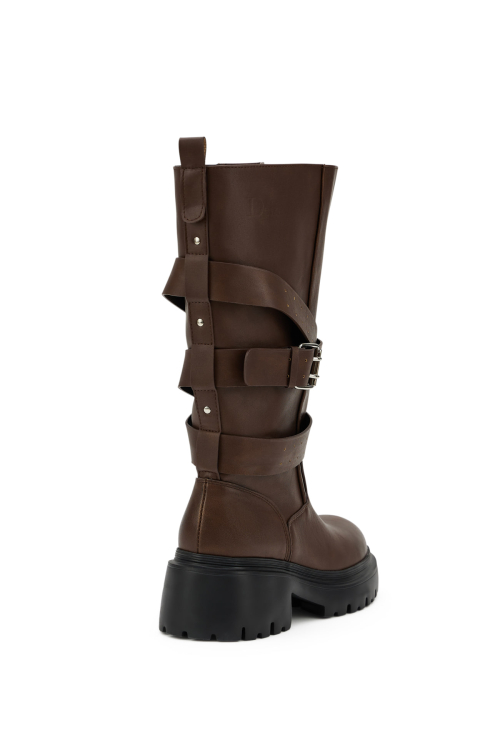 WILD BUCKLE BOOTS IN BROWN