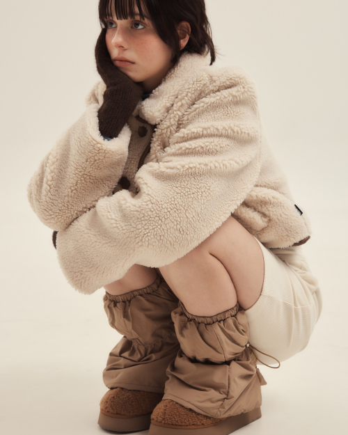 패딩 레그워머 카멜 OZAYFF401C
