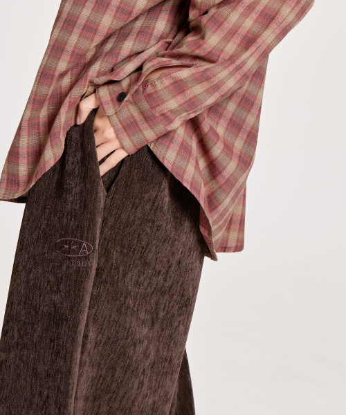 VELOUR SIGNATURE EMBROIDERED BANDING PANTS, BROWN