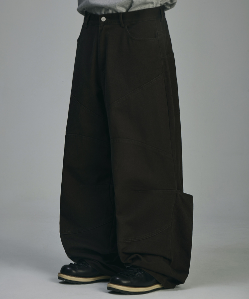백 캥거루 절개 치노 팬츠[차콜]