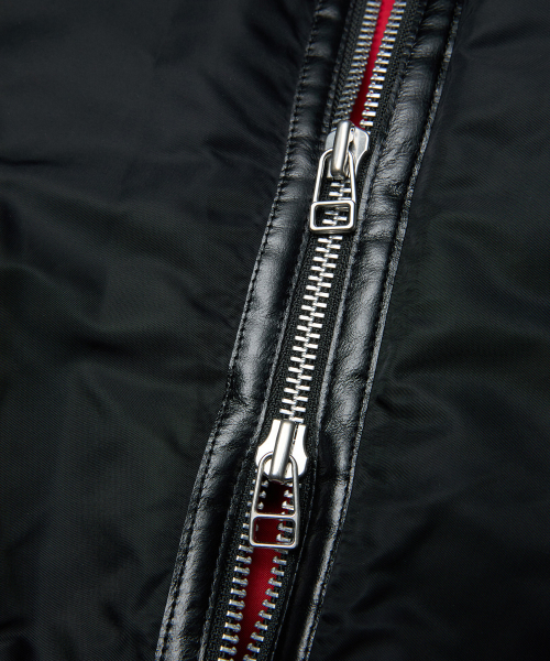 ROADSTER JACKET (BLACK)