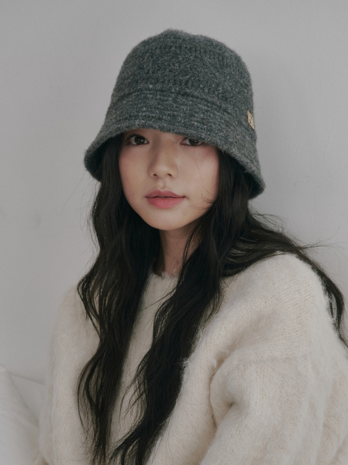 Arrow Ring Bucket Hat (Charcoal)