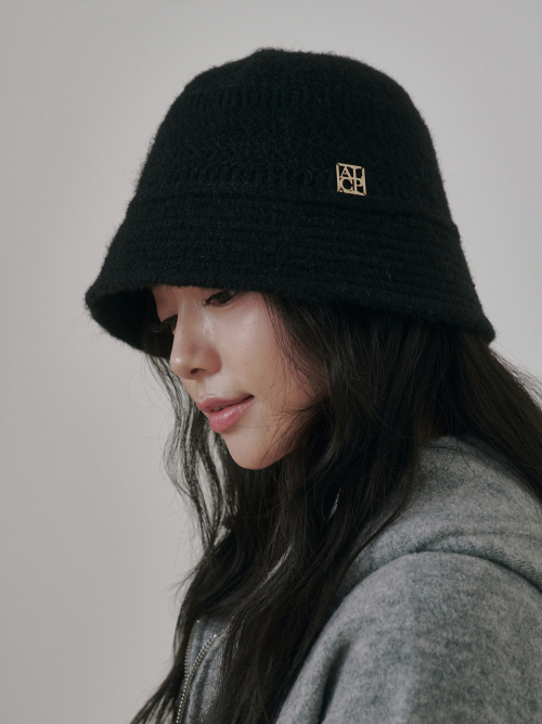 Arrow Ring Bucket Hat (Black)