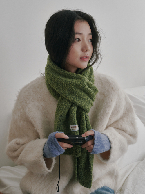 Bubble Boucle Knit Muffler (Light Green)