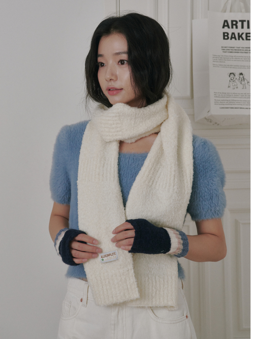 Bubble Boucle Knit Muffler (Cream)