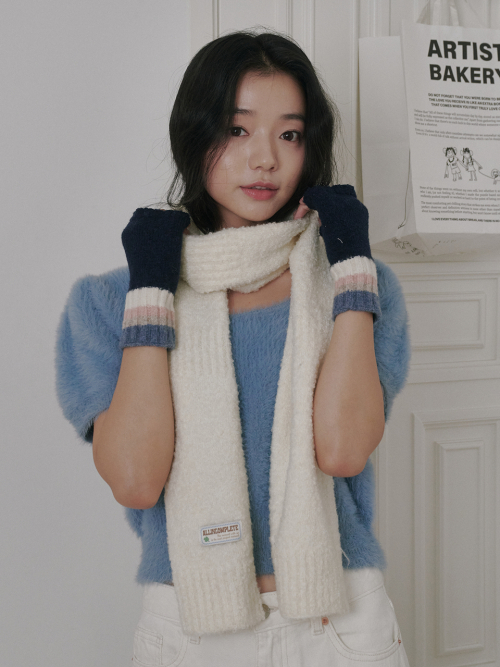 Bubble Boucle Knit Muffler (Cream)