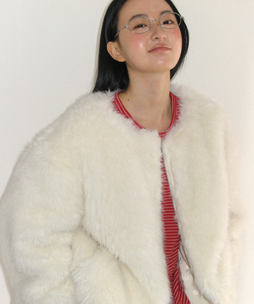 INNER POINTED FLUFFY FUR JACKET IVORY