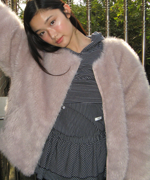 INNER POINTED FLUFFY FUR JACKET DUSTY PINK