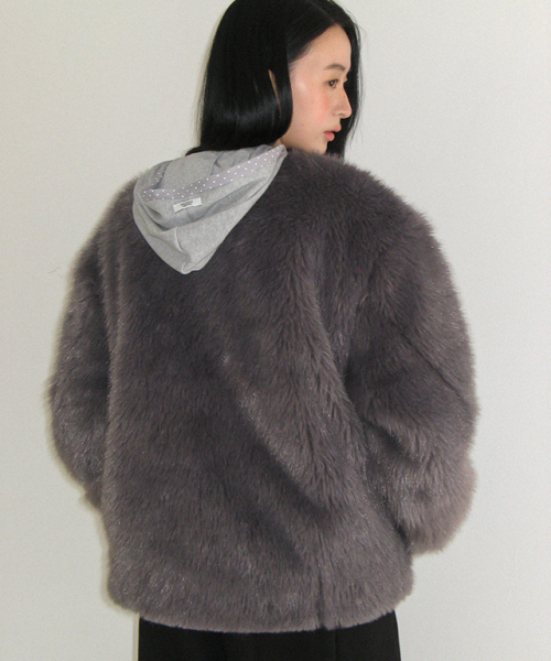 INNER POINTED FLUFFY FUR JACKET CHARCOAL