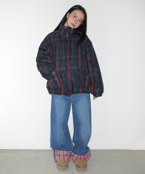 PATCH ROLL UP DENIM PANTS RED CHECK
