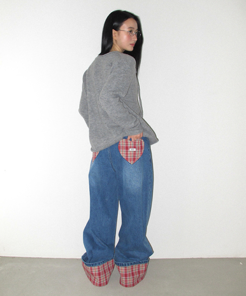 PATCH ROLL UP DENIM PANTS RED CHECK