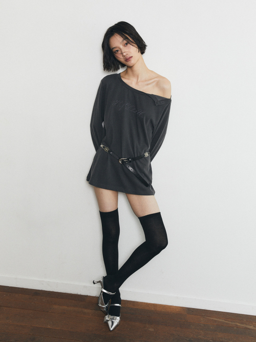 롱 슬리브 숄더 컷 아웃 티셔츠_챠콜