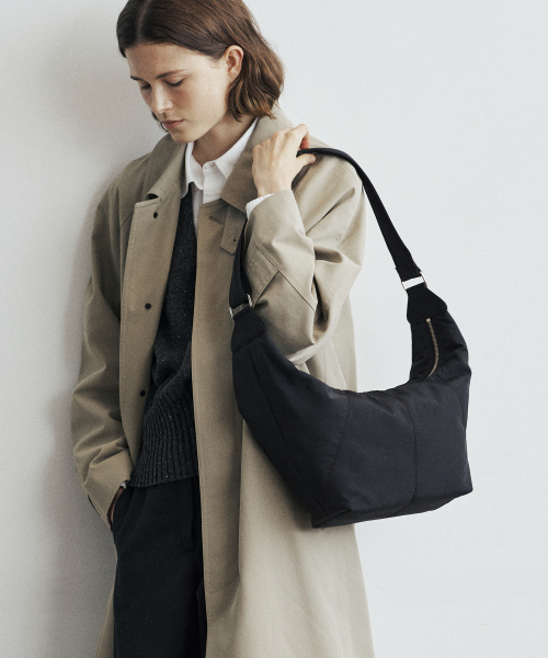 SLING BAG LARGE NYLON_2COLORS