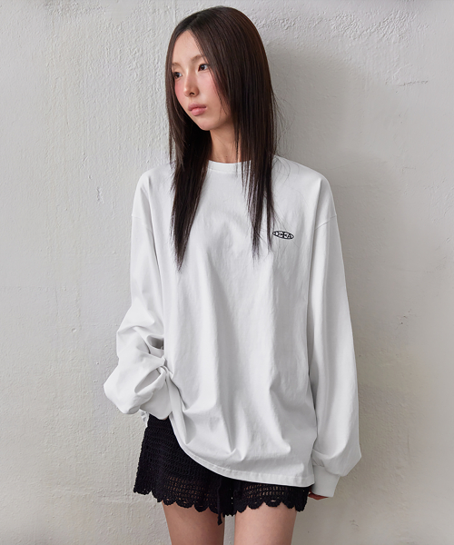 SIGNATURE PRINTED OVERSIZED FIT LONG-SLEEVED T-SHIRT, WHITE