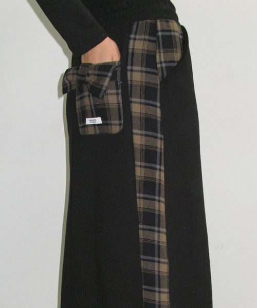 SIDE CHECK RIBBON POCKET MAXI SKIRT BLACK