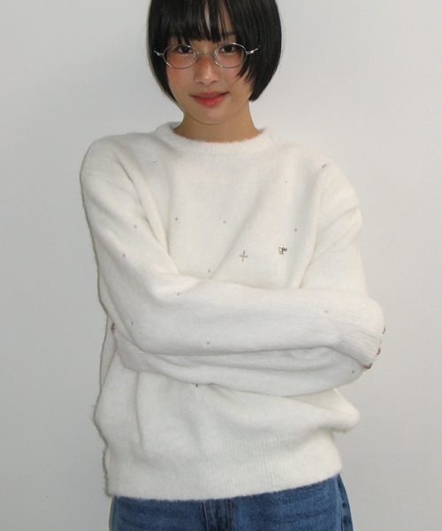 HAIRY PEARL EMBROIDERY KNIT WHITE