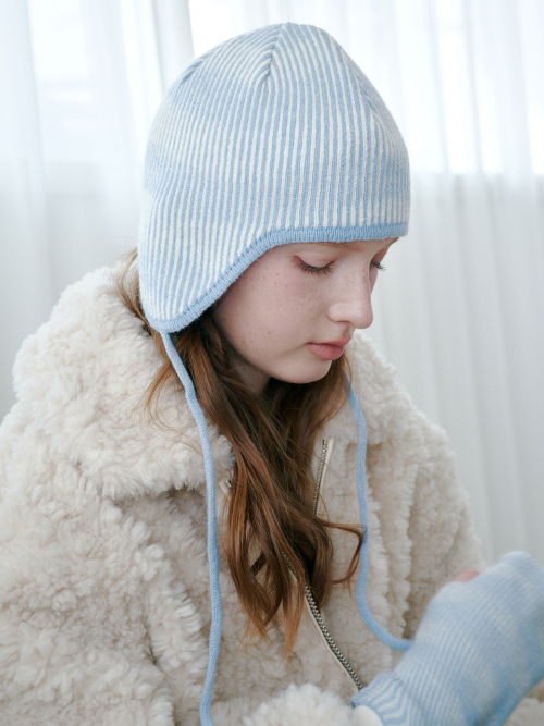 Moire Wave Earflap Beanie (Sky Blue)