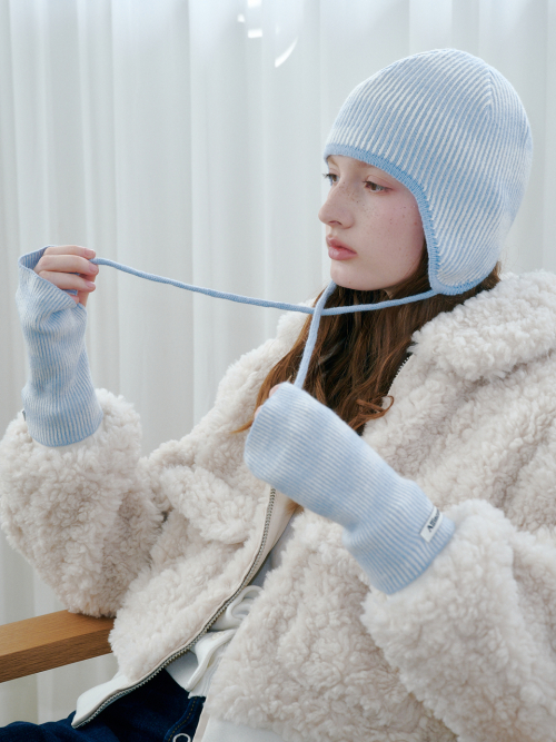 Moire Wave Earflap Beanie (Sky Blue)