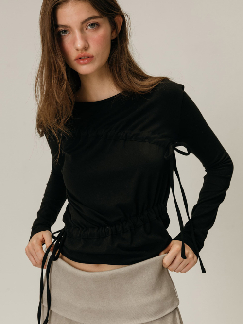 SHIRRING BOAT NECK T-SHIRT / BLACK