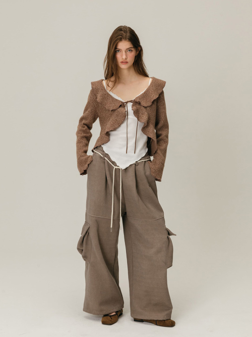FRILL STRAP CARDIGAN / BROWN