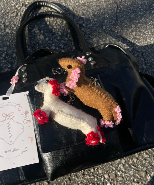 Worry Keyring (Ivory)