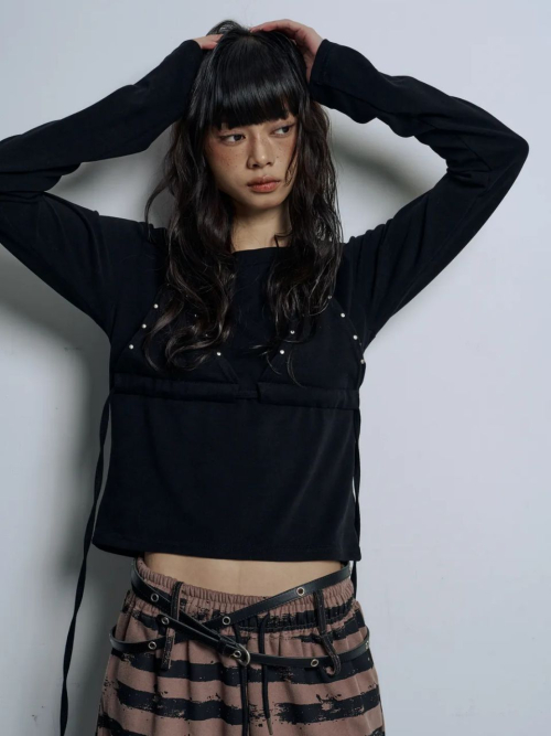 LONG EYELET STUD BELT