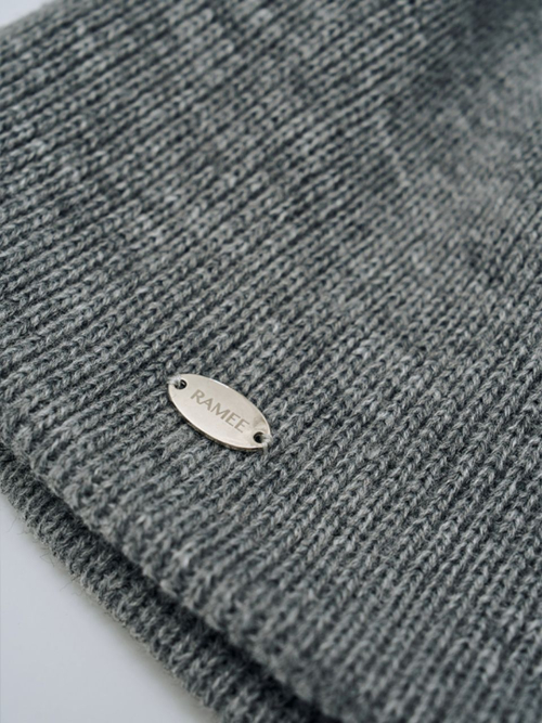 RAMEE LOGO BEANIE [GRAY]