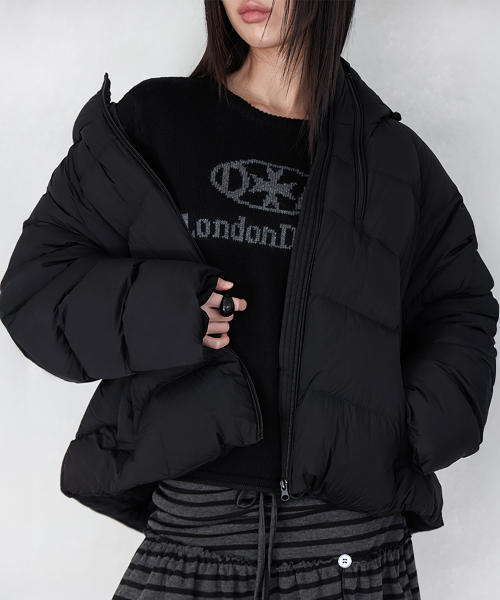 HOODED DUCK DOWN CROPPED PUFFER JACKET, BLACK