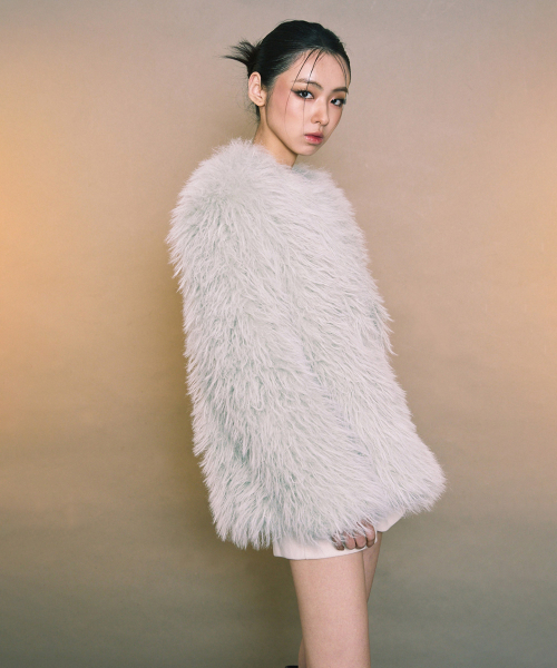 CLOUDY FAUX FUR COAT