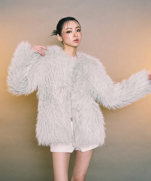 CLOUDY FAUX FUR COAT