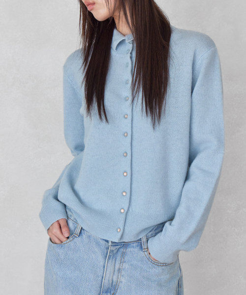 HIGH-NECK BUTTON WOOL CARDIGAN, SORA