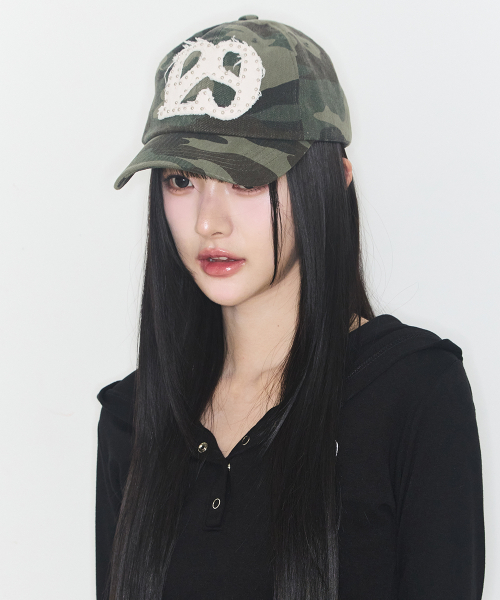 129 APPLIQUE STUD BALL CAP CAMO