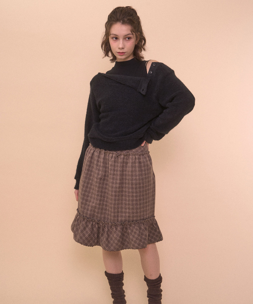 FUZZY BOAT NECK KNIT-BLACK