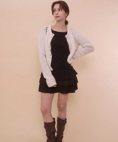 LACE BOAT NECK DRESS-BLACK