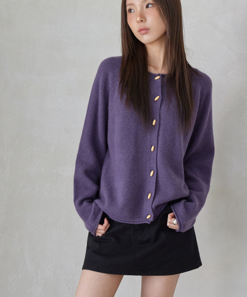 WOOL BLENDED OVAL BUTTON CREW-NECK CARDIGAN, PURPLE