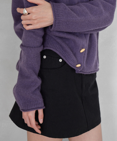 WOOL BLENDED OVAL BUTTON CREW-NECK CARDIGAN, PURPLE