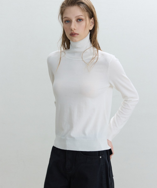 Basic Thin Turtleneck [IVORY]