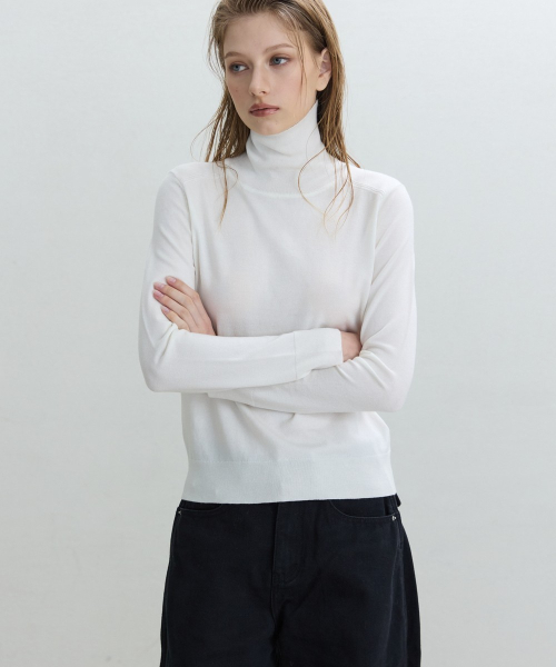Basic Thin Turtleneck [IVORY]