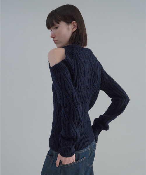 Shoulder Cut-Out Cable Pullover [NAVY]