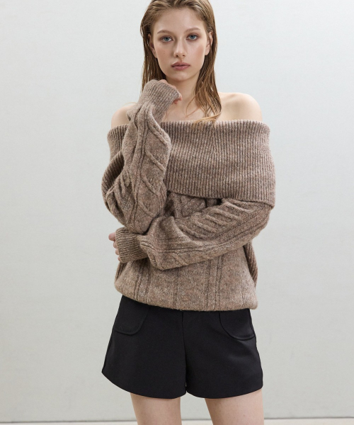 Off-Shoulder Cable Pullover [BEIGE]