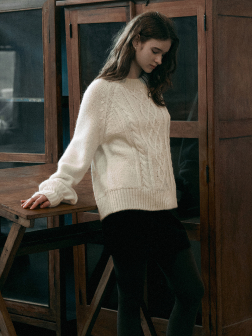 SYLVIA cable sweater_IVORY