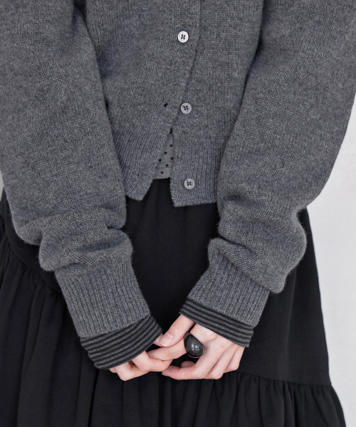 SIGNATURE CREW-NECK WOOL CARDIGAN, CHARCOAL