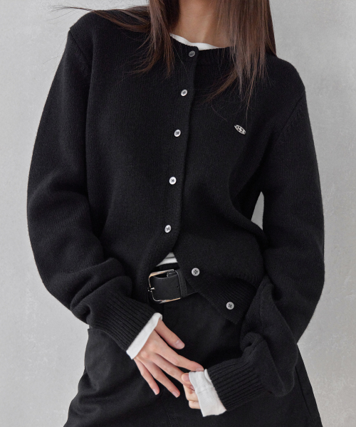 SIGNATURE CREW-NECK WOOL CARDIGAN, BLACK