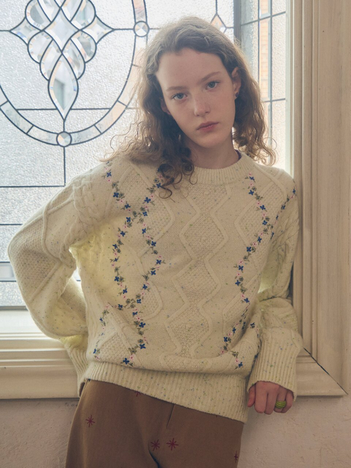 Flower Embroidery Cable Knit Pullover MU2599PO902M_2color