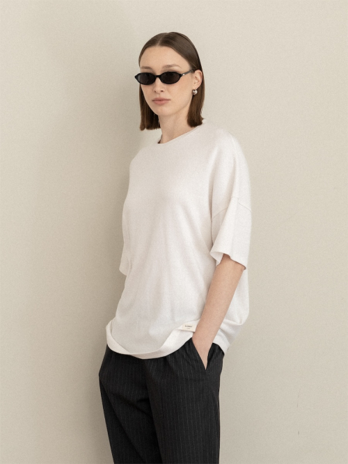 G COZY BOX TEE (IVORY)